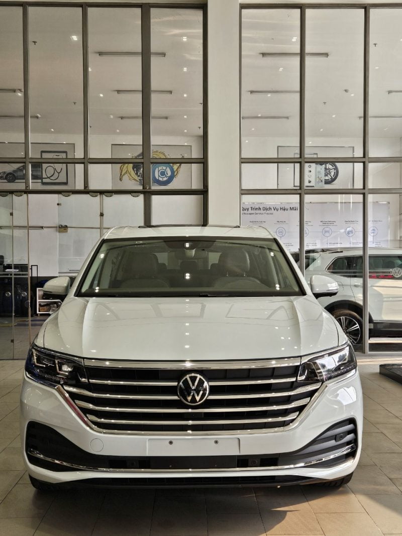 Volkswagen Viloran Premium (All New 2024)