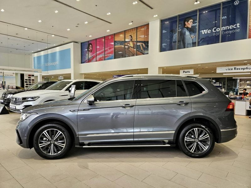 Volkswagen Tiguan Platinum (All New 2024)