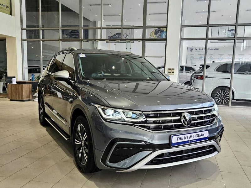 Volkswagen Tiguan Platinum (All New 2024)