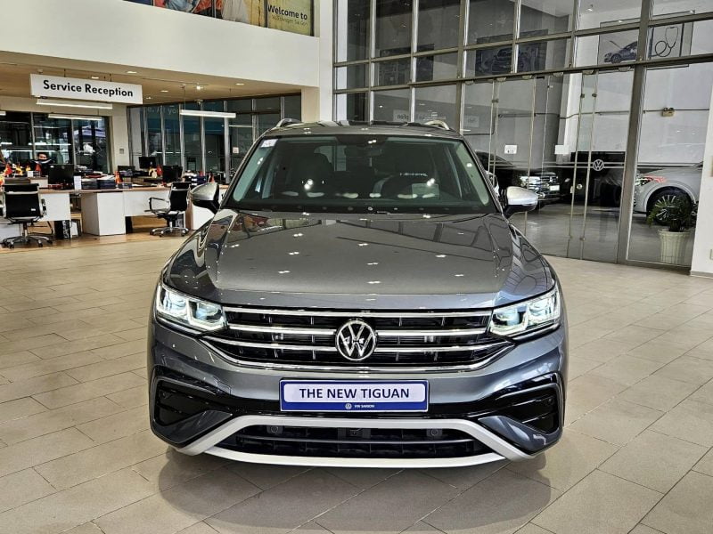 Volkswagen Tiguan Platinum (All New 2024)